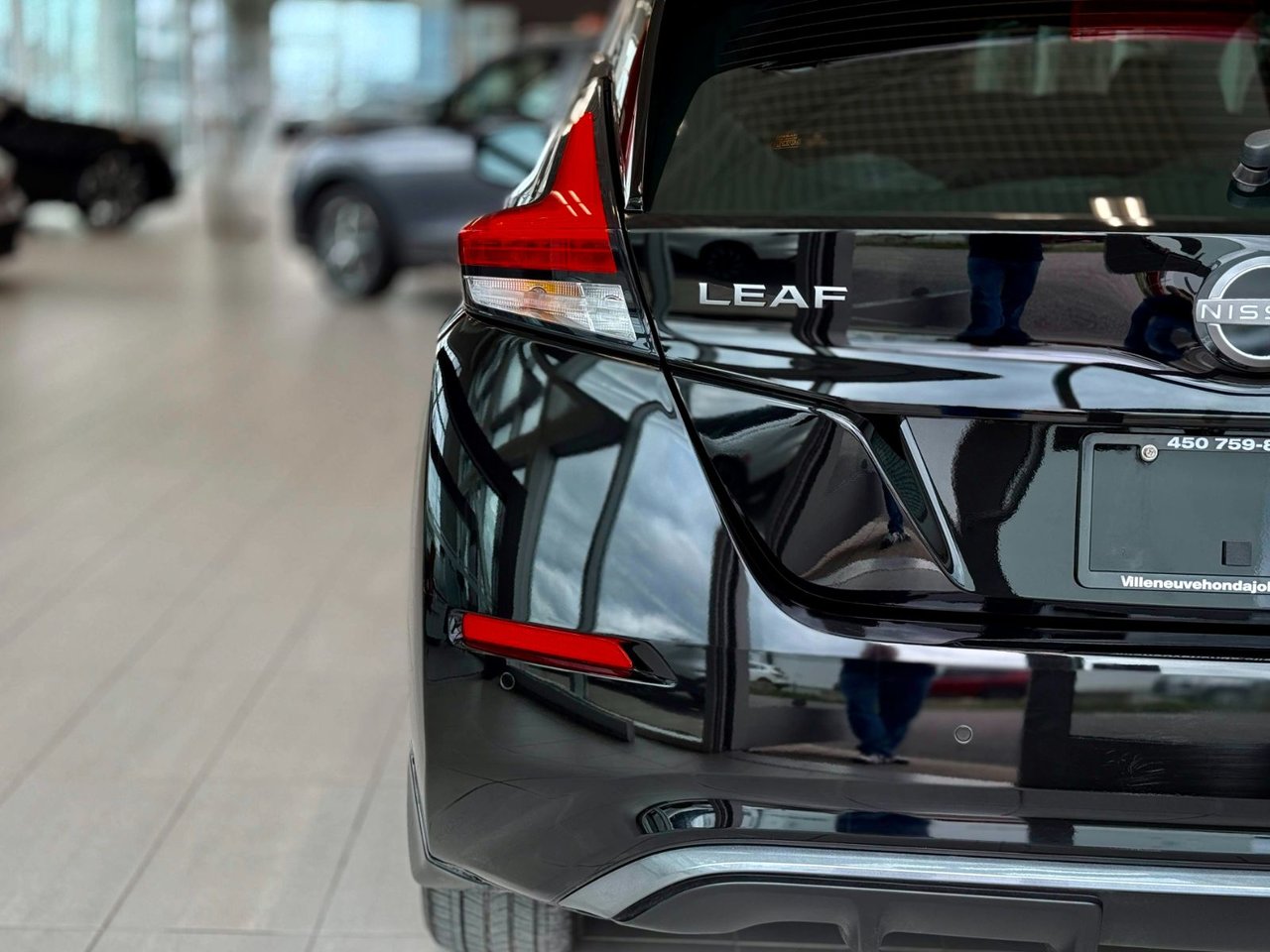 2023 Nissan Leaf Notre-Dame-des-Prairies - photo #9